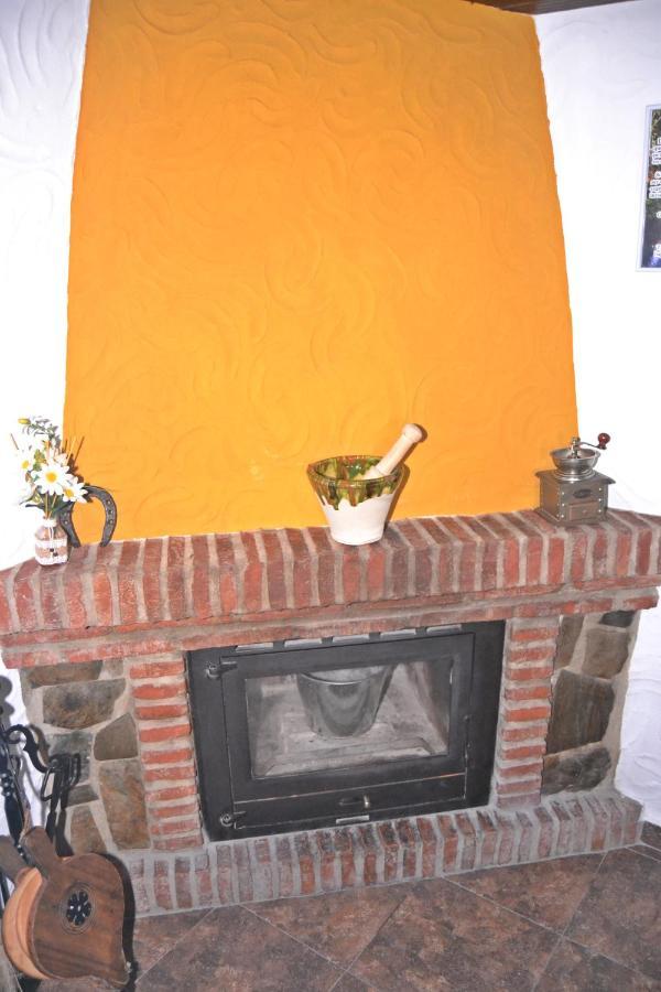 הוילה אל בוסקה Casa La Cascada מראה חיצוני תמונה
